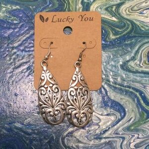 Earrings antique silver filigree on hanging wire Reversible